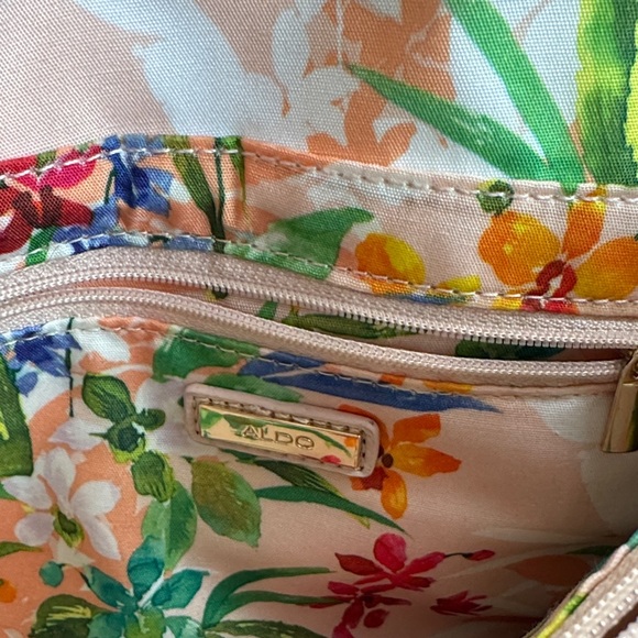 Aldo- Light pink- Elegant Quilted Chain Shoulder Bag - Picture 16 of 16